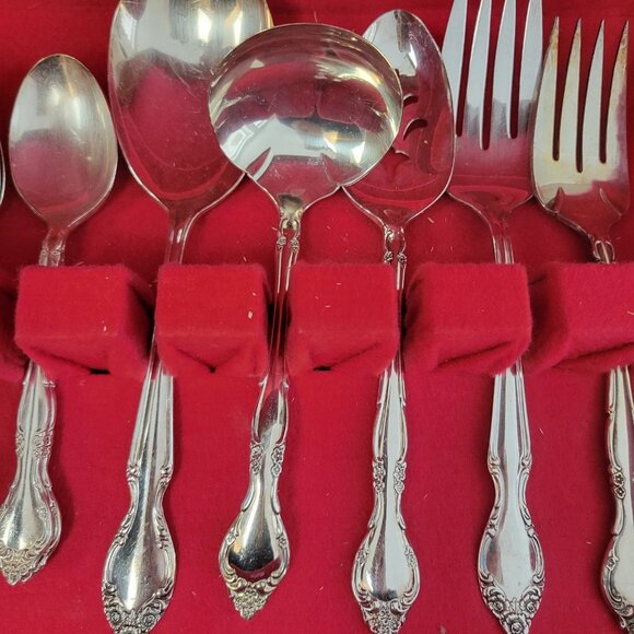 Oneida Community AFFECTION Silverplate Flatware 45 Pieces + McGraw Case … - Picture 10 of 15